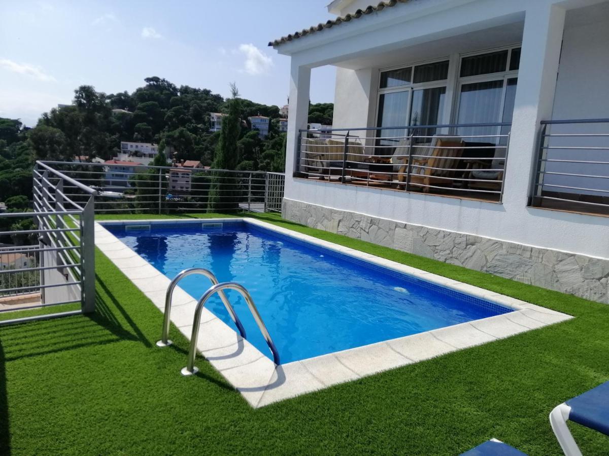 Villa Yaco Lloret de Mar Exterior photo