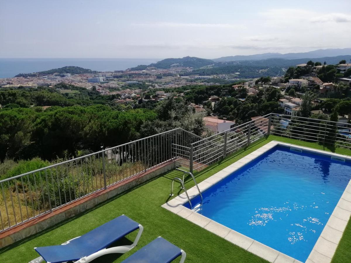 Villa Yaco Lloret de Mar Exterior photo