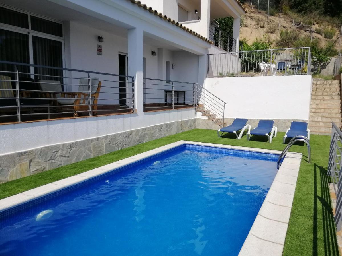 Villa Yaco Lloret de Mar Exterior photo