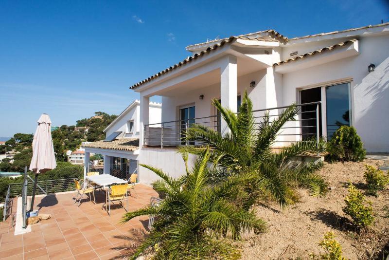 Villa Yaco Lloret de Mar Exterior photo